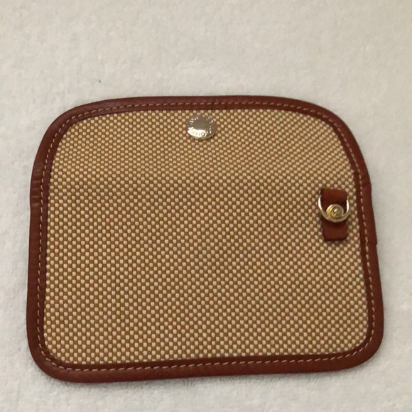 Dooney & Bourke pouch - Picture 4 of 5